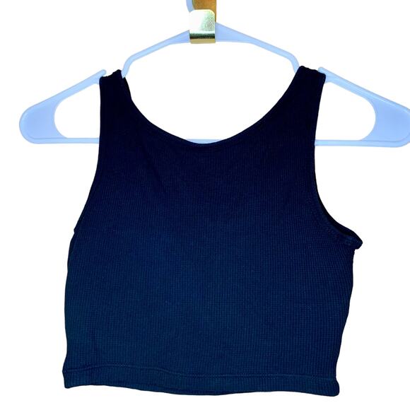 Ribbed Crop Top - Picture 2 of 3